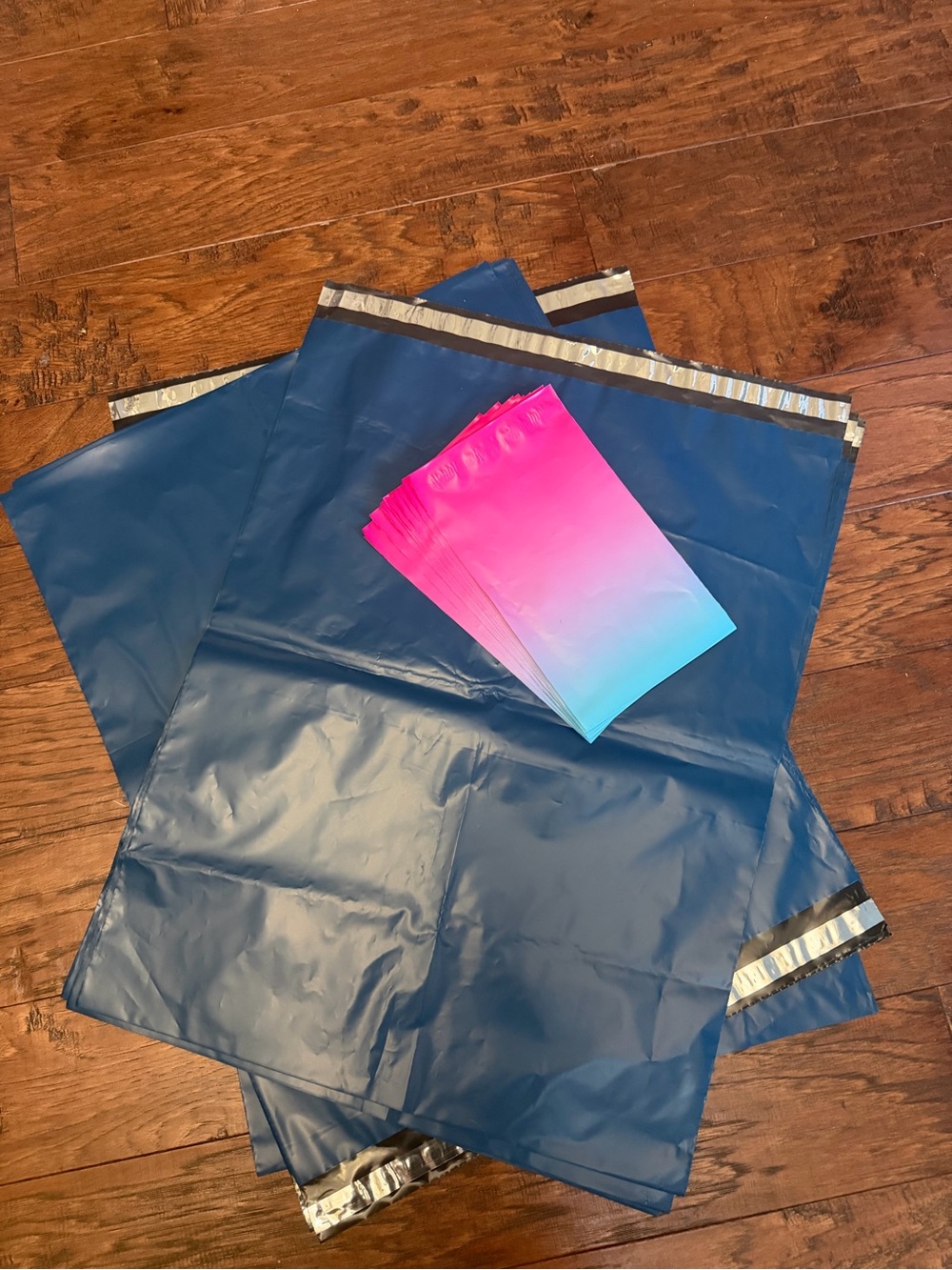 POLY BUNDLE: BIG AND BABY GIRL SIZES! TOTAL OF 20!!